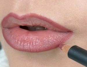 3 modi per avere le russian lips 2 russian-lips-makeup